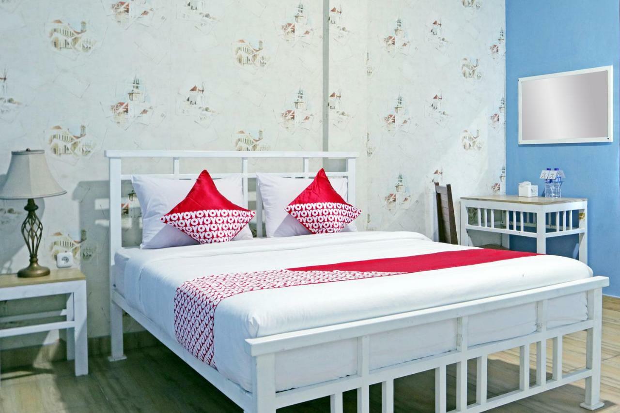 Oyo 1386 Hotel Grand Gabelo Букитинги Екстериор снимка