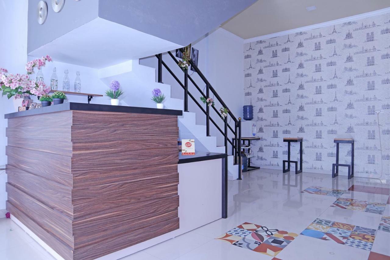 Oyo 1386 Hotel Grand Gabelo Букитинги Екстериор снимка